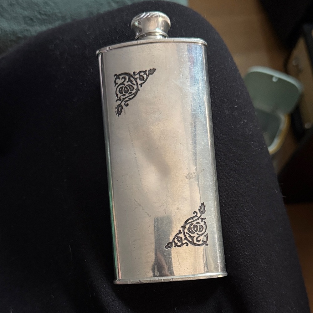 Vintage Royal Selangor Pewter Hip Flask